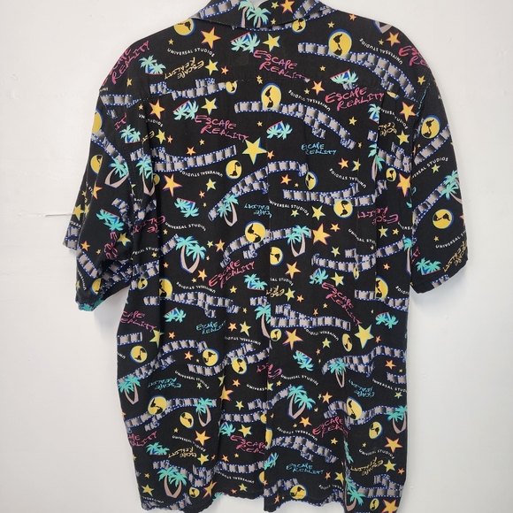 Vintage Men's XXL Universal Studio Black Graphic Button Up Shirt Short Sleeve - Picture 5 of 7